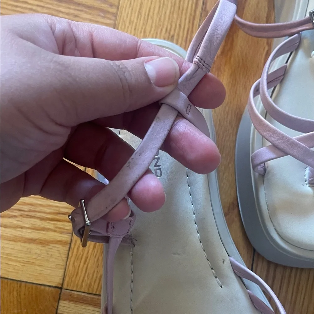 Vagabond Lilac Strappy Platform Sandals - Picture 11 of 12